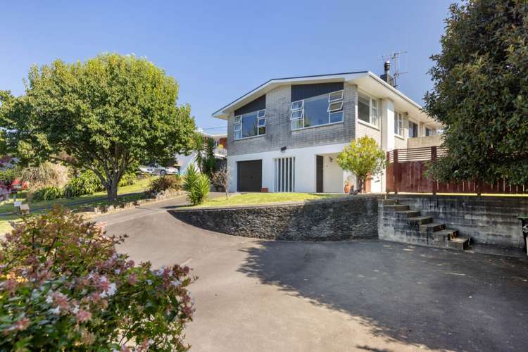 60 Western Road Bellevue_1