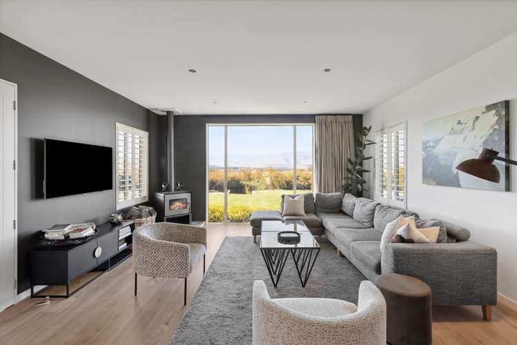 31 Matheson Crescent Albert Town_5