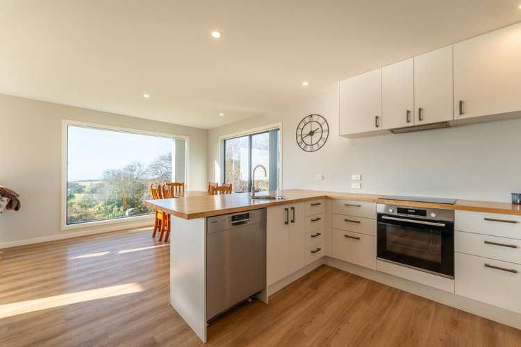 23 Leicester Street Hampden_6