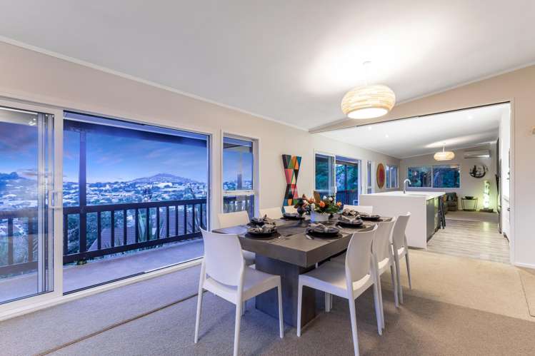 5 Lethenty Way Karori_31