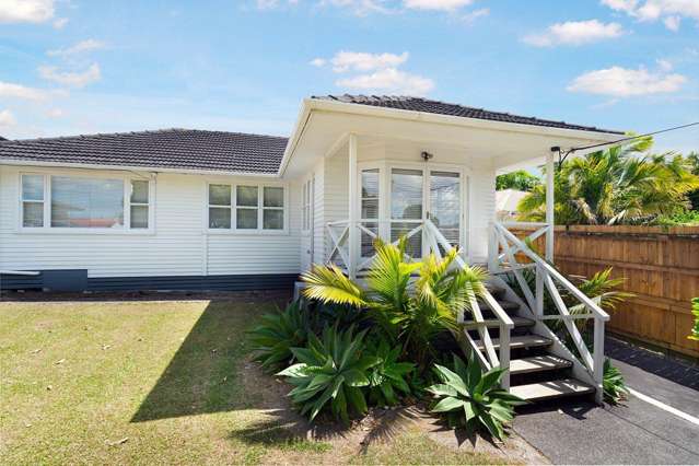 16 Coniston Avenue Te Atatu South_3