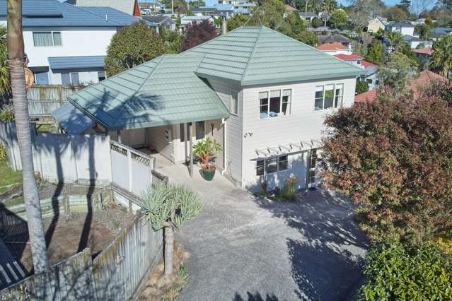 2/30 Sunset Road Unsworth Heights_2