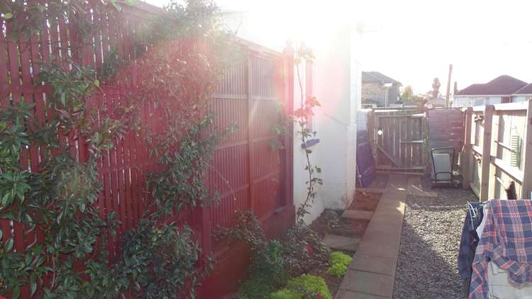 11 Seddon Avenue Papatoetoe_14