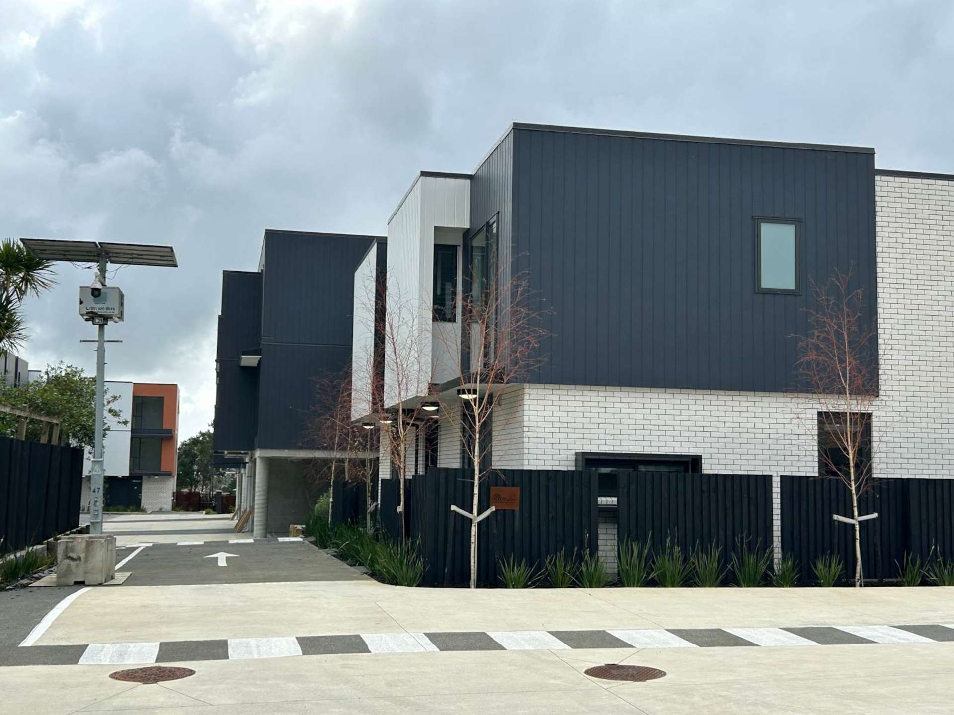 5/3 Treasure Lane Te Atatu South_0