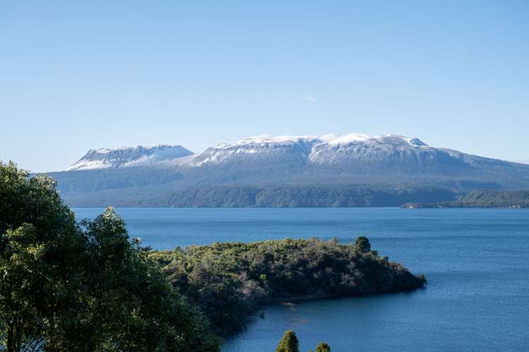 62 Spencer Road Lake Tarawera_1
