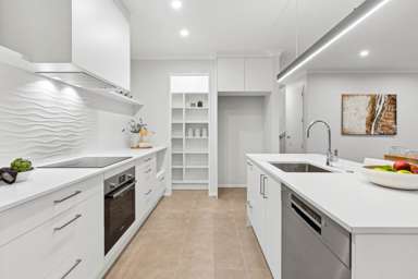 3 Emerald Avenue_4