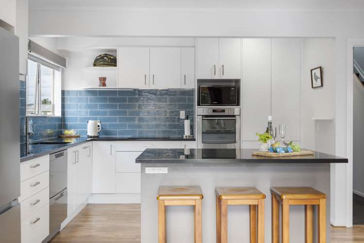 28 Third View Avenue_0