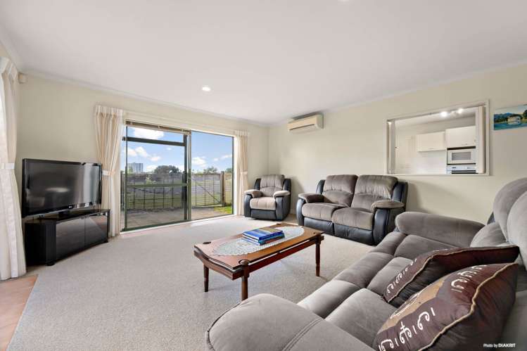 3 Grand Drive Orewa_4