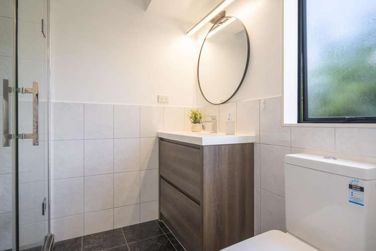 7 William Gamble Drive Greenhithe_13