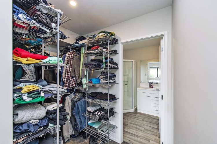 89 Sunline Avenue Lincoln_14