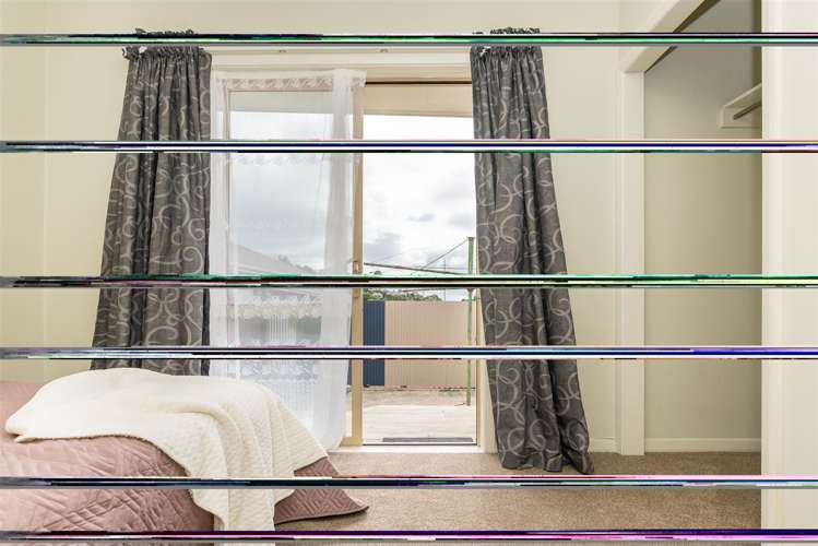 62 Law Street Caversham_9