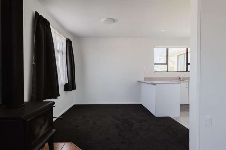 60 Sherwill Street East Feilding_5