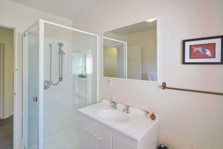 2e Hilton Drive Amberley_15