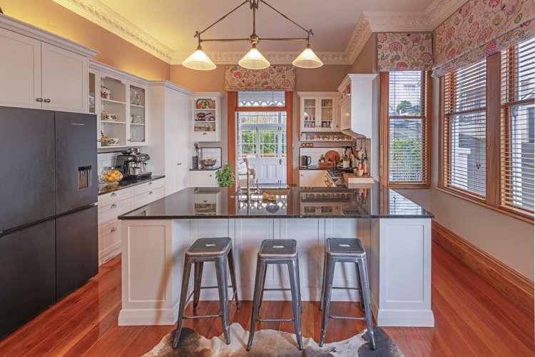 26 Grant Road Thorndon_4