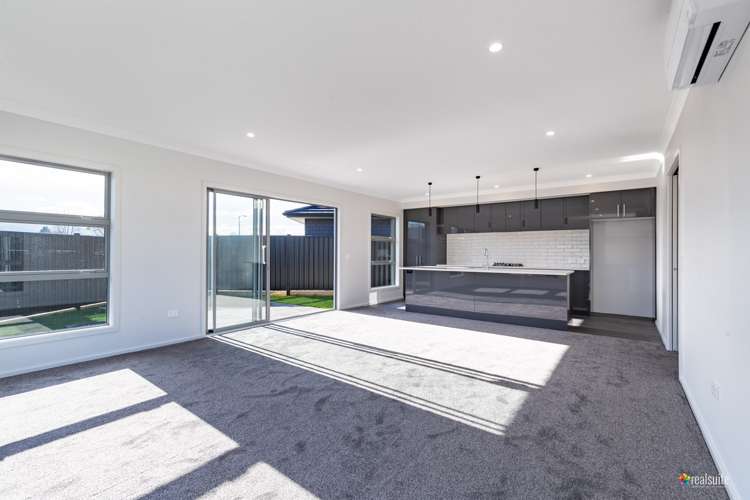 24 Fenwick Crescent Wallaceville_5