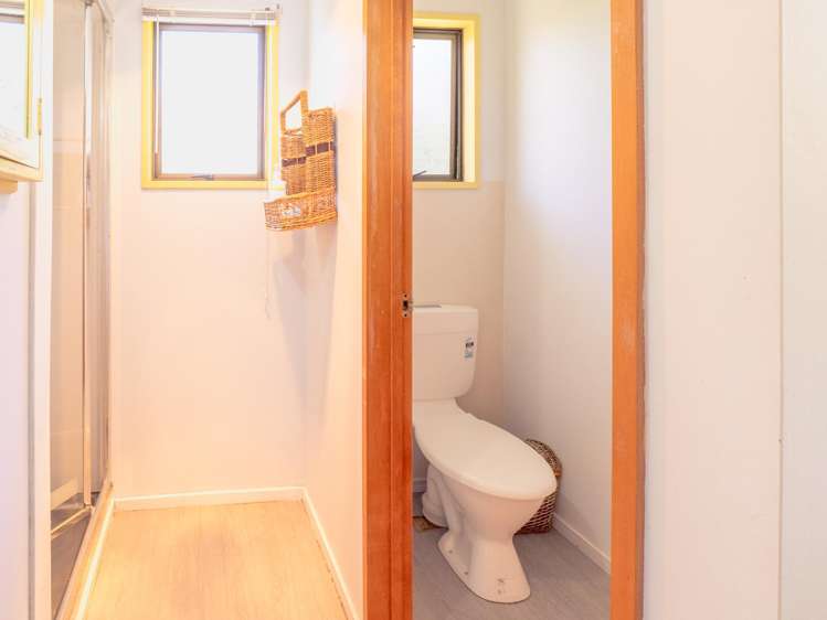 10 Whareora Terrace Wainui_9