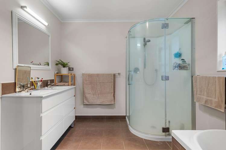 9 Fitzroy Place Tikitere_18