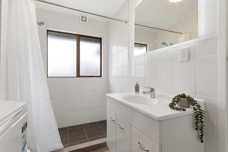 2/773 Beach Road Browns Bay_7