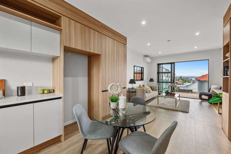 1/1B Egremont Street Belmont_6