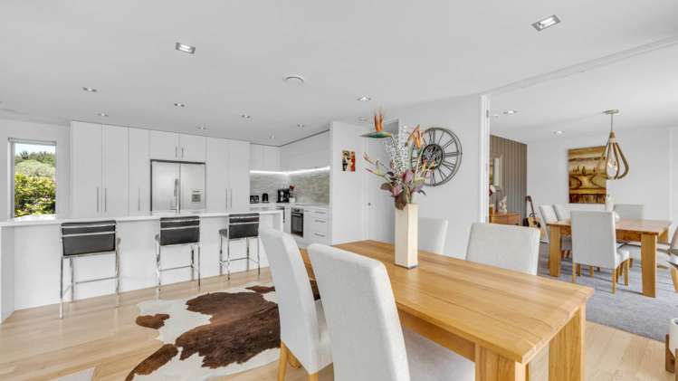 21 Constellation Avenue Beachlands_25