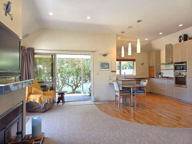 124 Goldfields Drive Matarangi_6