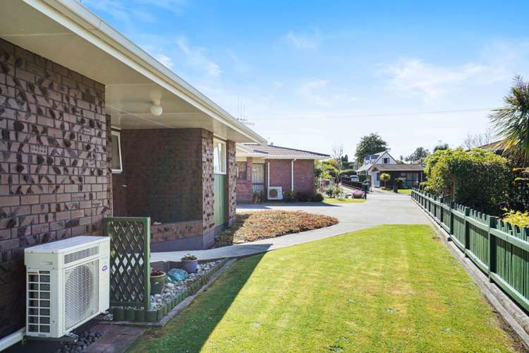 1/4 Carr Street Kamo_20