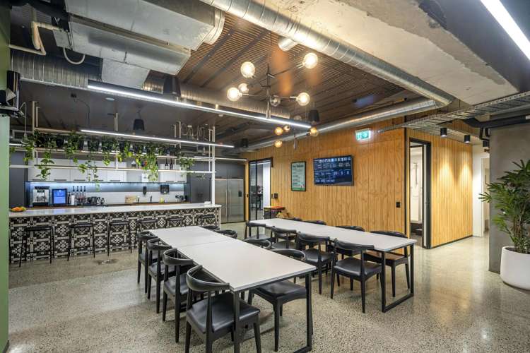 Tenancy E/317 New North Road Kingsland_4