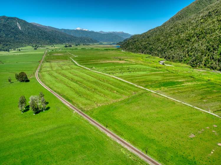 1758 Lake Brunner Road Inchbonnie_14