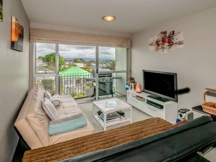 2c/17 Scanlan Street Grey Lynn_1
