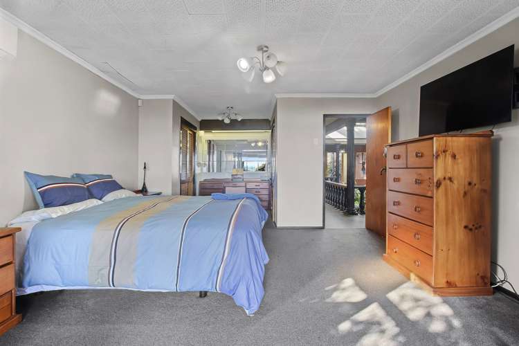 73 Torkar Road Clarks Beach_35