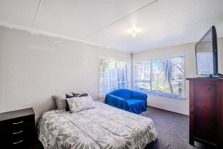 14 Stonehaven Street Flaxmere_8