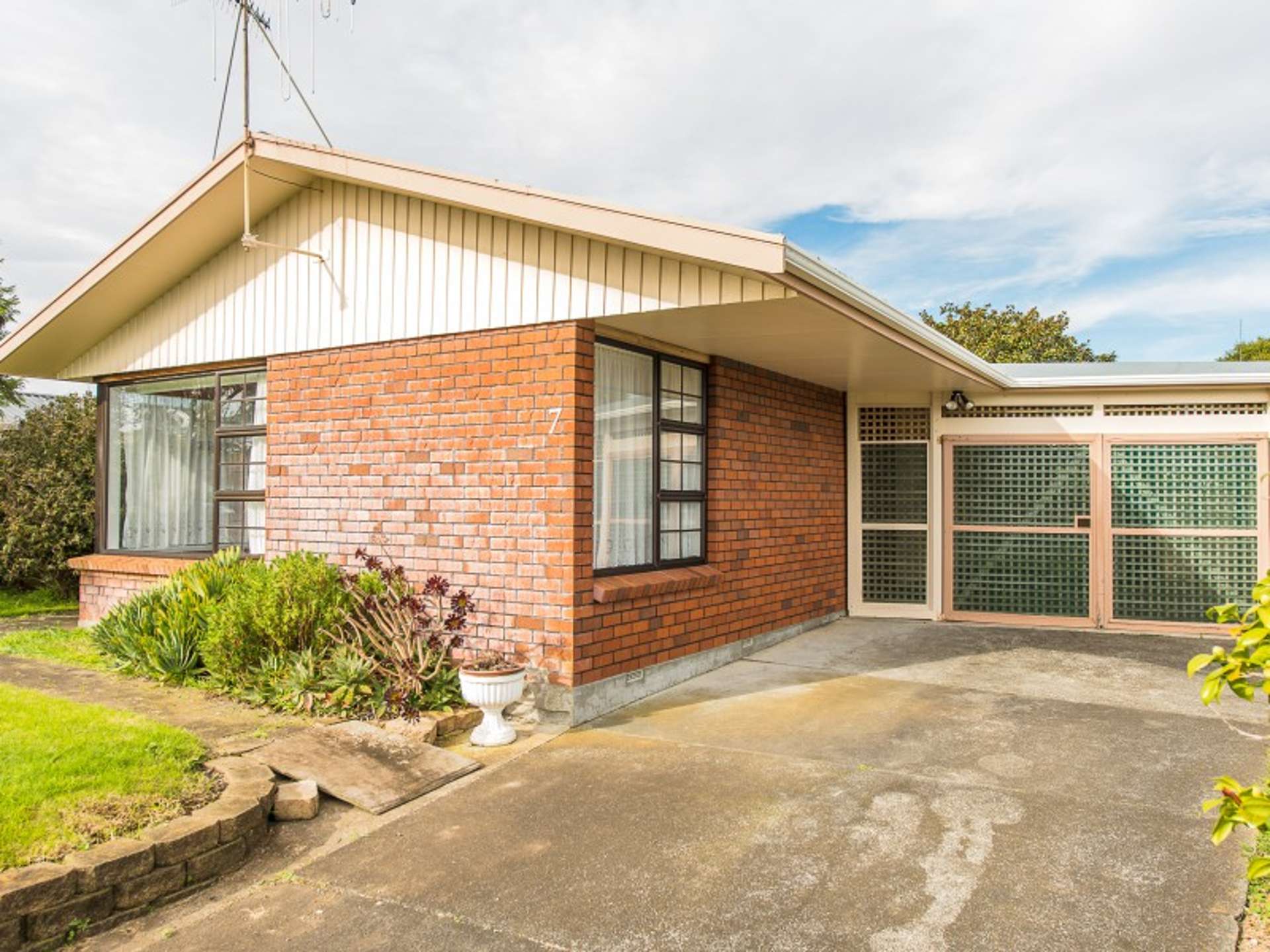 7 Exeter Crescent Springvale_0