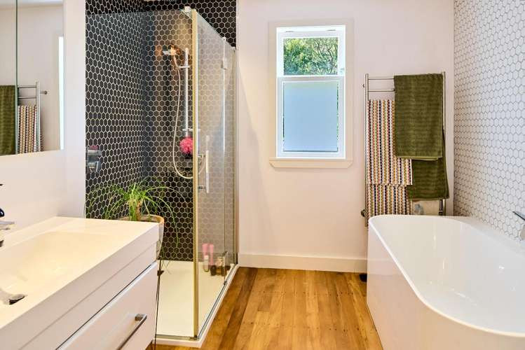 8 Beazley Avenue Paparangi_9