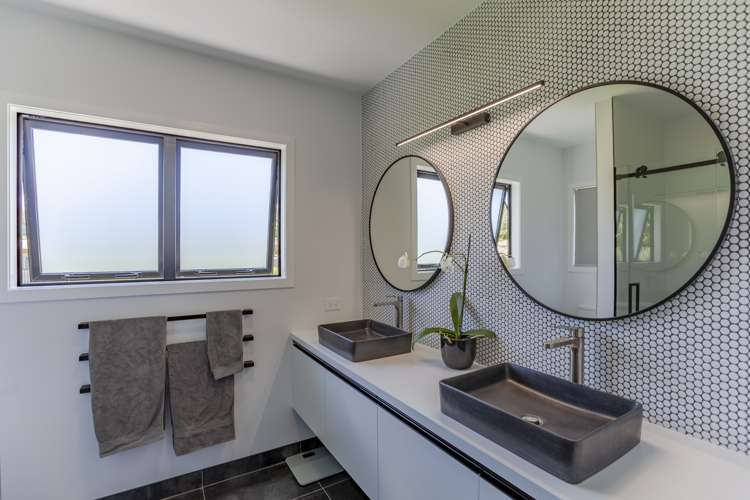 18d Graingers Lane Waipukurau and Surrounds_13