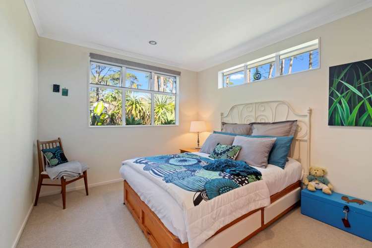 28 Beacon Road Riverhead_16