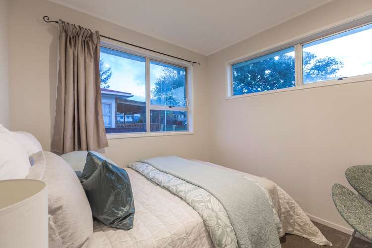 27 Sandrine Avenue Clover Park_8