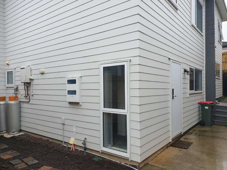 2/14 Buller Crescent 10686_13