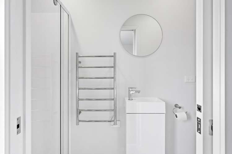 1/32 Frederick Street Waltham_7
