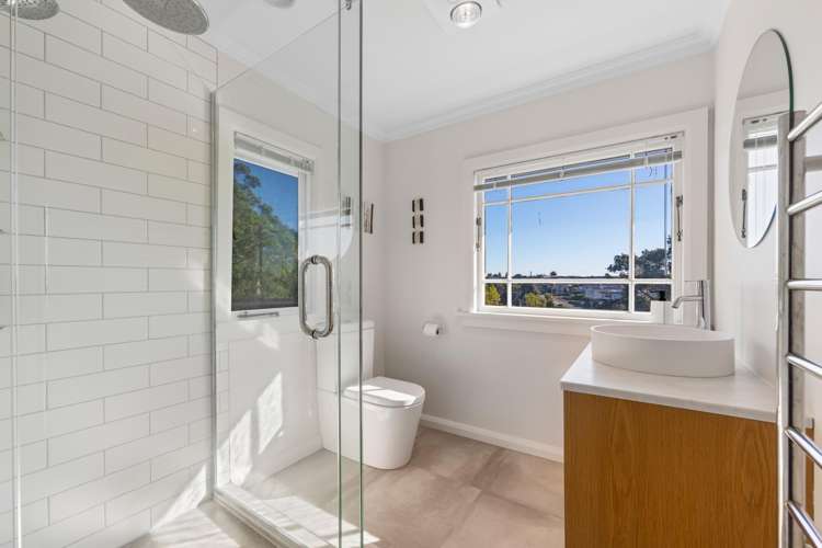 26 Baring Terrace Strandon_16