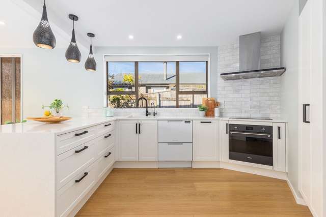 4 Fincham Road Raumati Beach_1