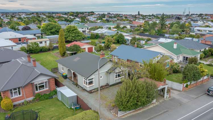 207 Church Street West End_13