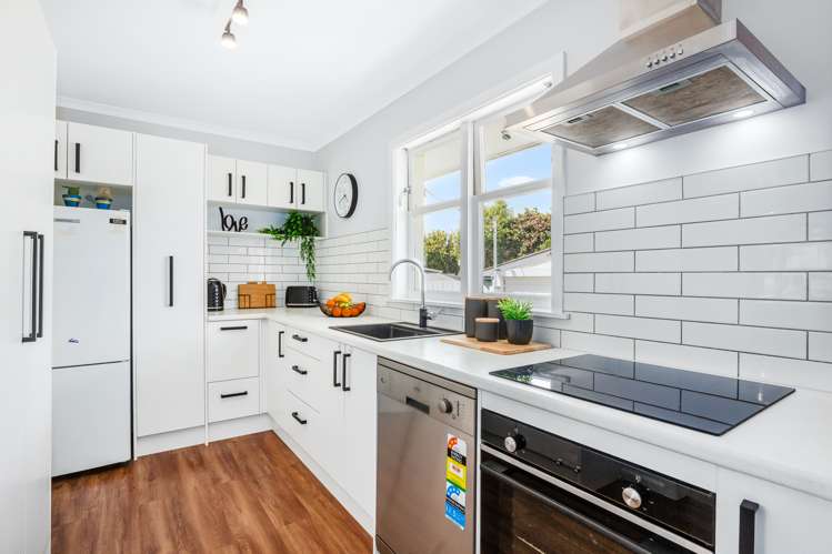 14 Charles Street Clouston Park_7