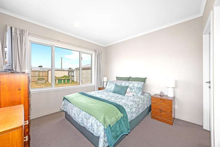15 Cuffs Road Wainoni_6