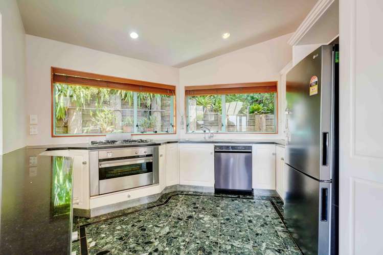 402 Hillsborough Road Mount Roskill_13