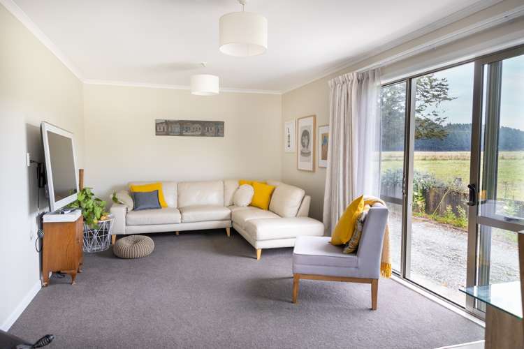 1334 Riversdale Waikaia Road Gore Surrounds_9