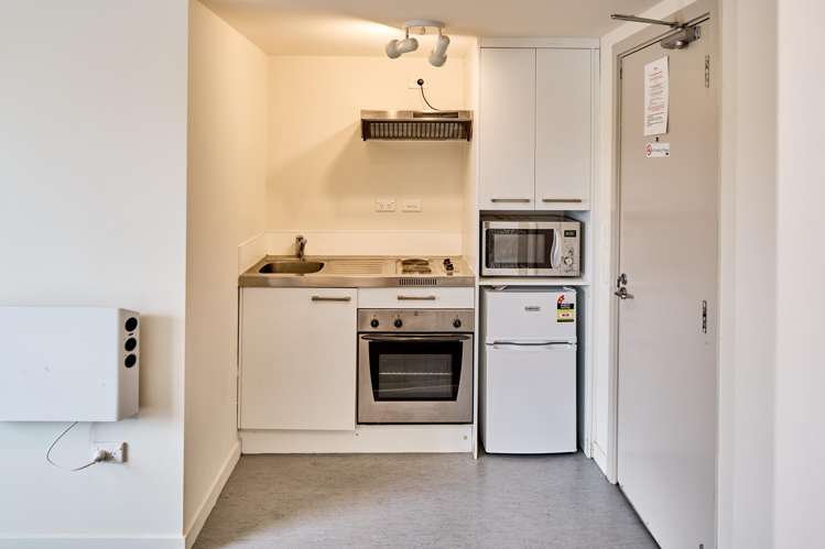 608/35 Abel Smith Street_4