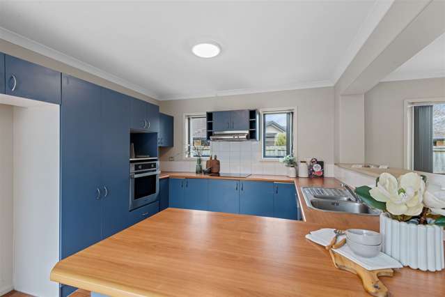 20 Riverwood Boulevard Redwood_4