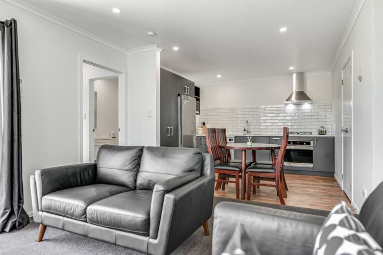 2/28 Mckay Drive Temple View_8