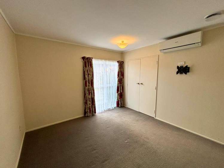 52 Kurnell Drive Botany Downs_8