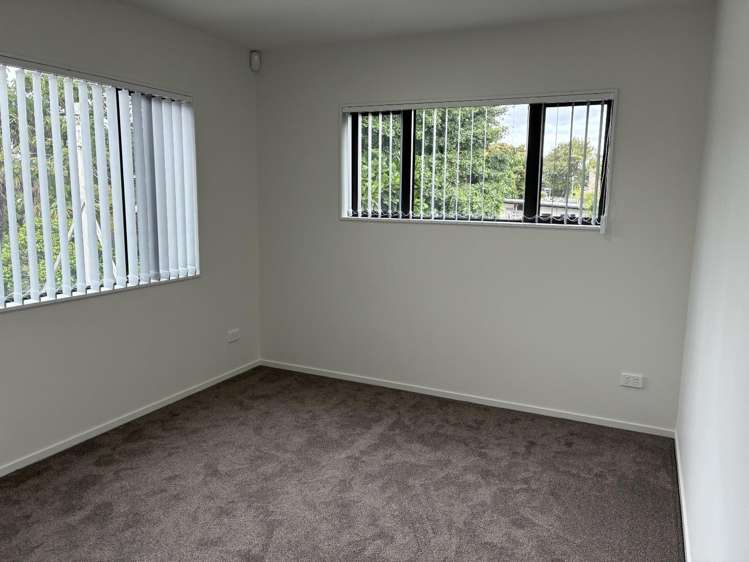 A7/13 Miles Avenue 10695_17